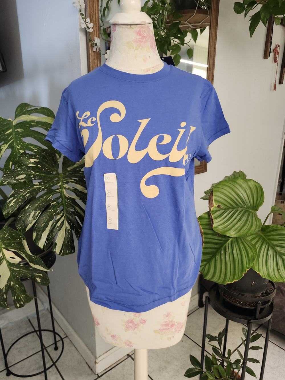 Universal Thread Blue Tee with Cream "Le Soleil" Script